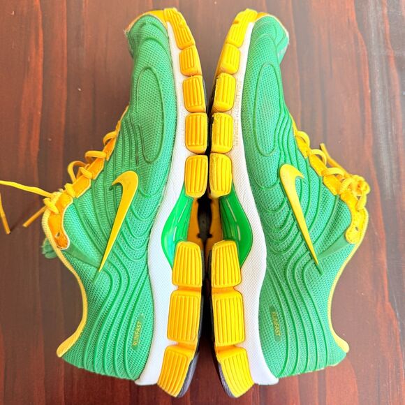 Size 9.5 - Nike Zoom Air Hayward UofO DUCKS 313092-371  Men's Running Shoe - Picture 4 of 11